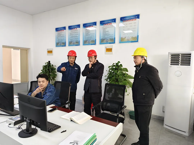 星空注册登录新春慰问送关怀,节前安全督导保平安